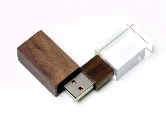 USB 2.0- флешка на 32 Гб прямоугольной формы, под гравировку 3D логотипа